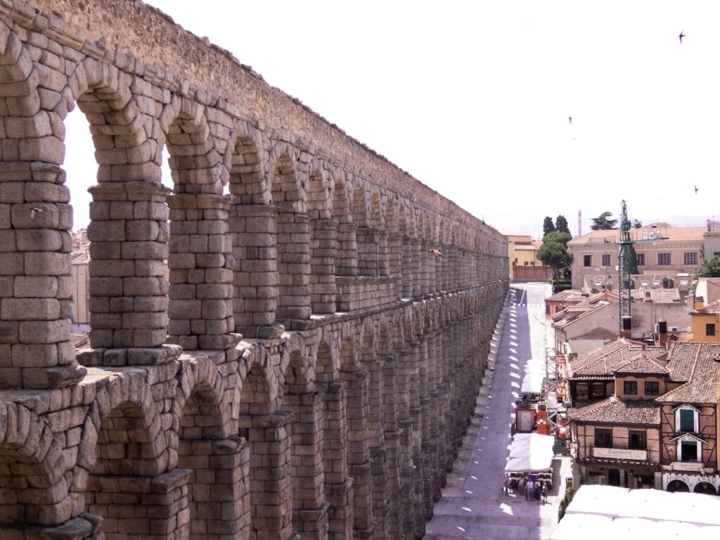 Day Trip to Segovia: Roman Aqueduct and Roast Suckling Pig
