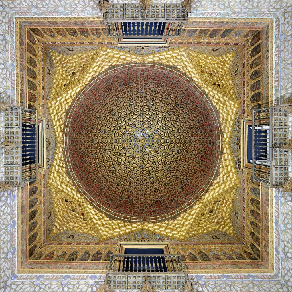 Alcázar Seville April 2019-11.jpg